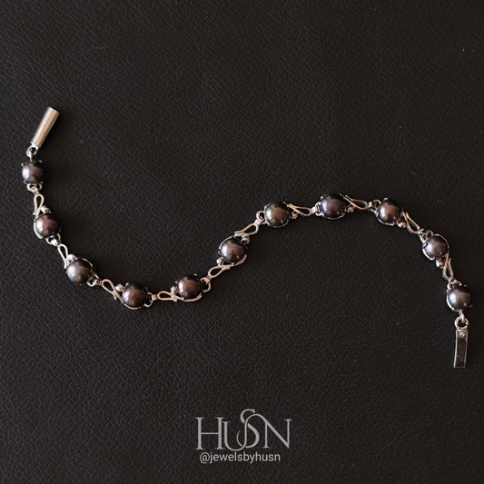 Midnight Pearl Bracelet